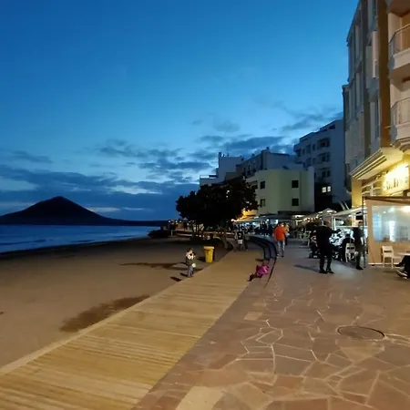 Apartamento Alquilaencanarias-medano Atalaya, Terrace & Pool El Médano